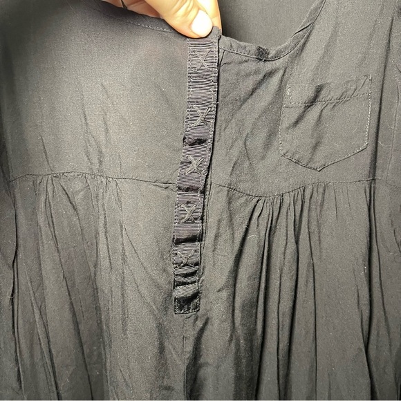 Farm rio Women's Black long sleeve deep crewneck babydoll casual shirt in size S - Picture 4 of 11